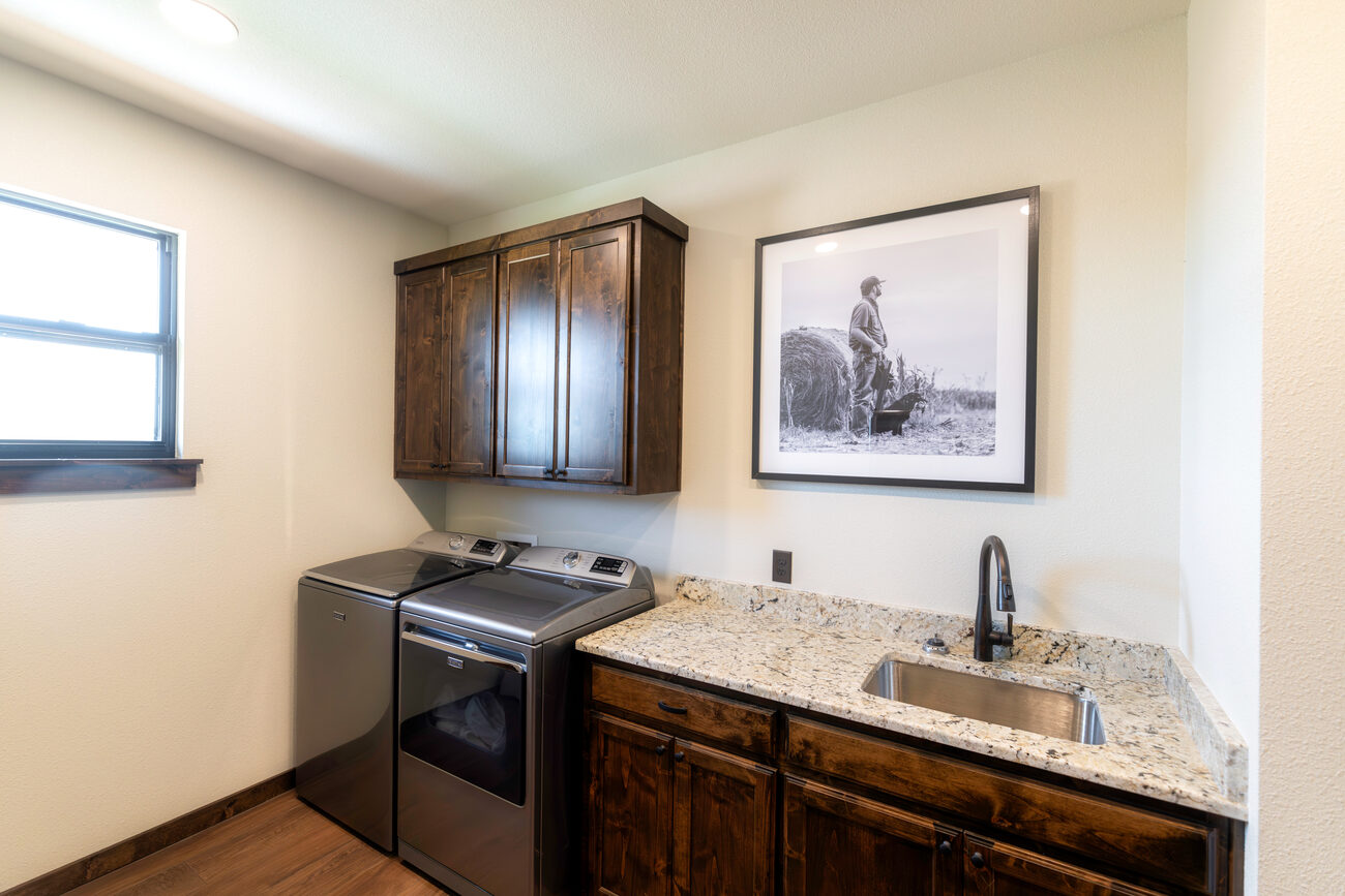 The lodge laundry room